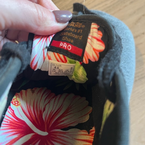 Black Vans with Floral Print Inside - Picture 4 of 5